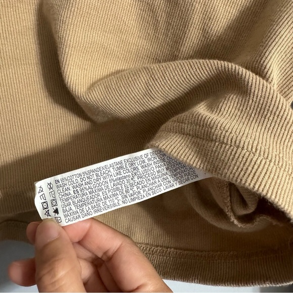 Forever 21 The 90’s Kid Crop Long Sleeve Shirt Size Medium - Picture 4 of 5